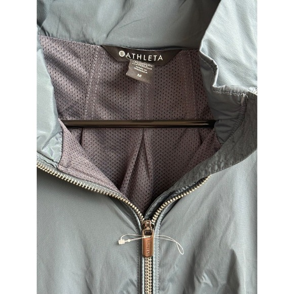 Athleta Rise Anorak Jacket – Size M– Green – New Without Tags (NWOT) - Picture 5 of 5